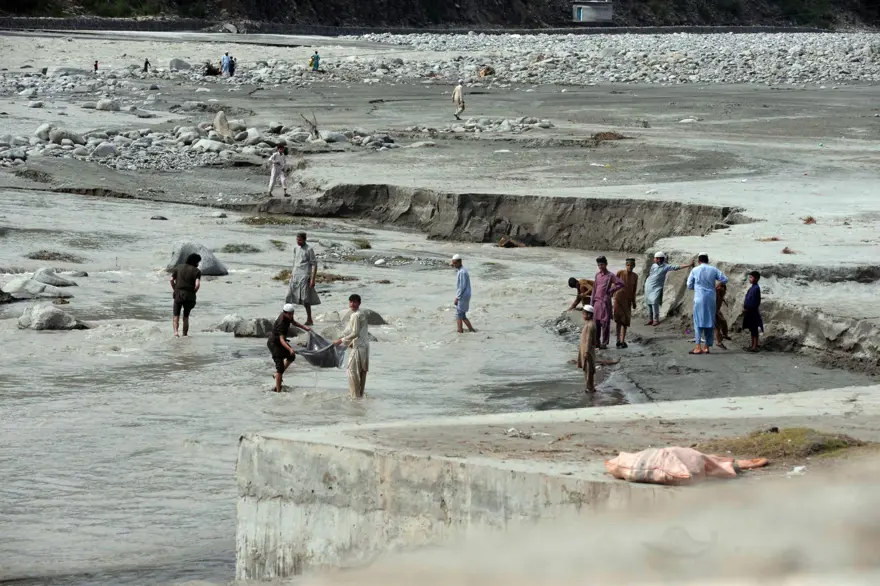 Pakistan'da muson yağmurları: Ölenlerin sayısı 1136’ya çıktı 10 Pakistan'da muson yağmurları: Ölenlerin sayısı 1136’ya çıktı 10