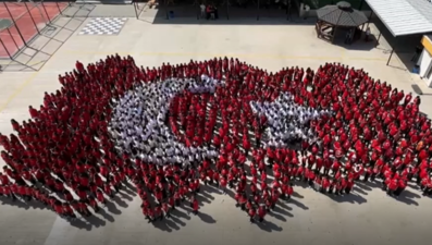 Bin 300 öğrenci, tek harita