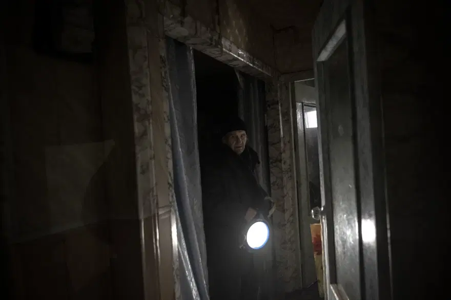 Ukrayna'da yeni yıl: Siviller sığınakta hayatta kalma mücadelesi veriyor 28 Ukrayna'da yeni yıl: Siviller sığınakta hayatta kalma mücadelesi veriyor 28