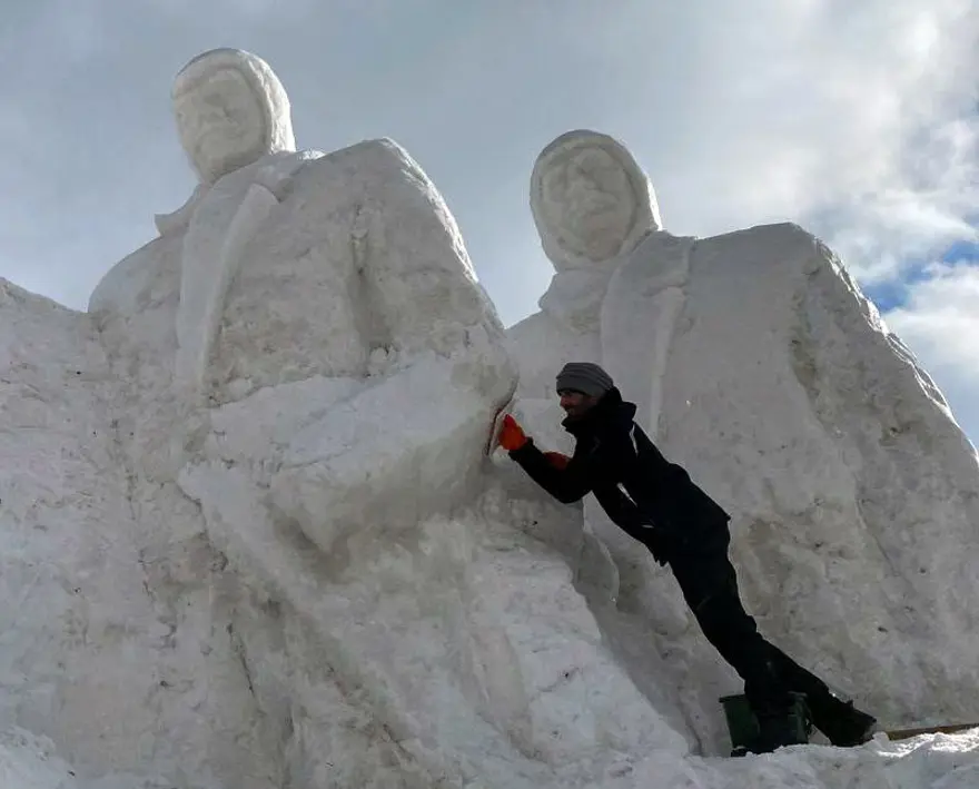 Sarıkamış şehitlerini anmak için heykeller yapılıyor 8