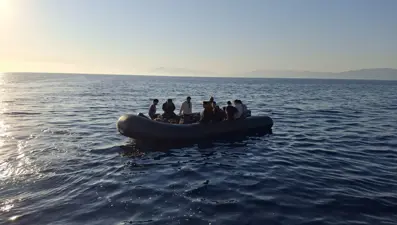 Ayvacık'ta 39 düzensiz göçmen kurtarıldı