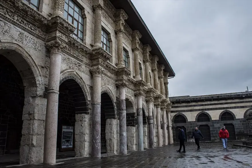 diyarbakır, mardin, hilar mağaraları, evliyalar diyarı, asur krallığı, dara antik kenti, ipek yolu 3 diyarbakır, mardin, hilar mağaraları, evliyalar diyarı, asur krallığı, dara antik kenti, ipek yolu 3