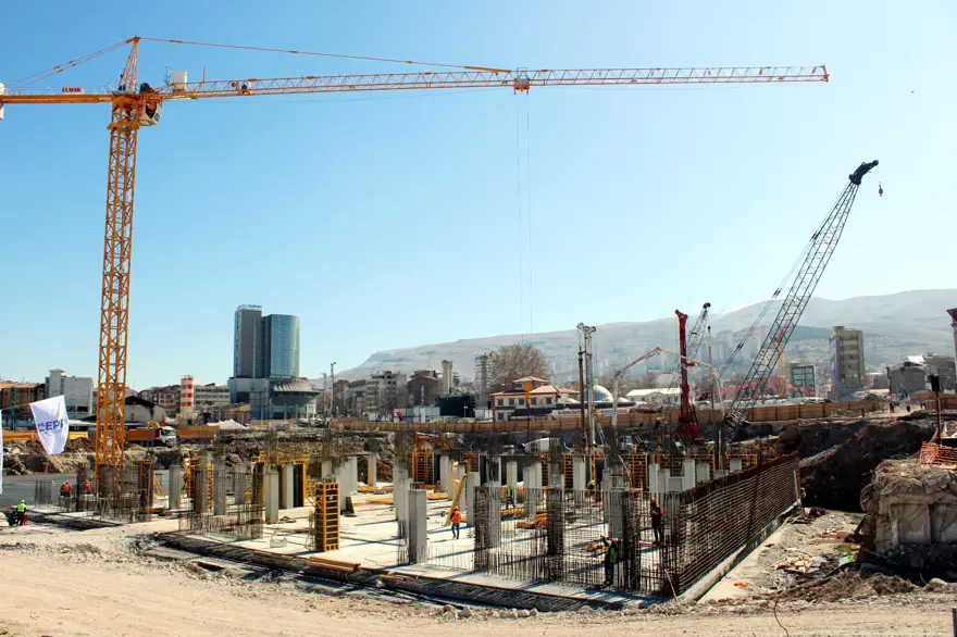 Kahramanmaraş'ta 15 bin 980, Malatya'da 7 bin 881 konut teslim edildi 11 Kahramanmaraş'ta 15 bin 980, Malatya'da 7 bin 881 konut teslim edildi 11