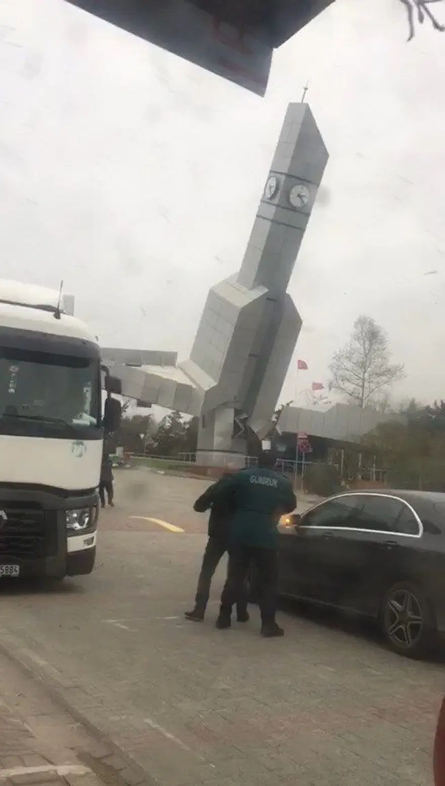 Türkiye'nin birçok ilinde lodos etkili oldu 5