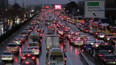İstanbul’da yoğun trafik: Anadolu Yakası kilit!