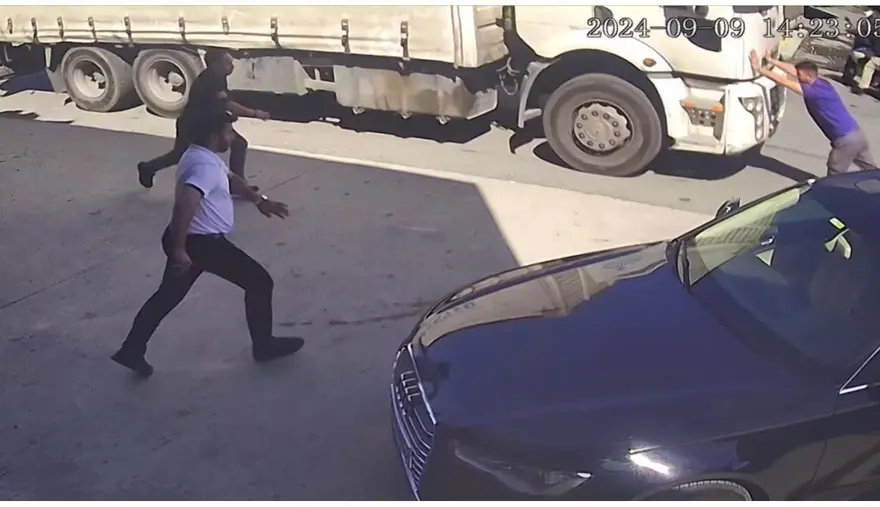 İstanbul’da feci son: El frenini çekmeyi unuttu,yaşamını yitirdi 2