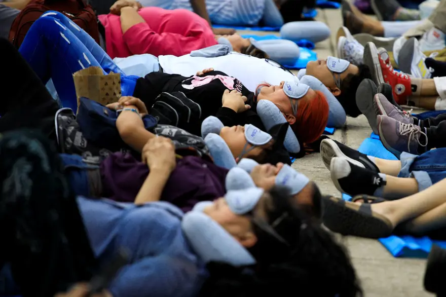 Meksika'da Dünya Uyku Günü: Topluca uykuya daldılar 2 Meksika'da Dünya Uyku Günü: Topluca uykuya daldılar 2