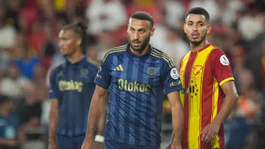 Fenerbahçe'de Cenk Tosun, ameliyat edildi