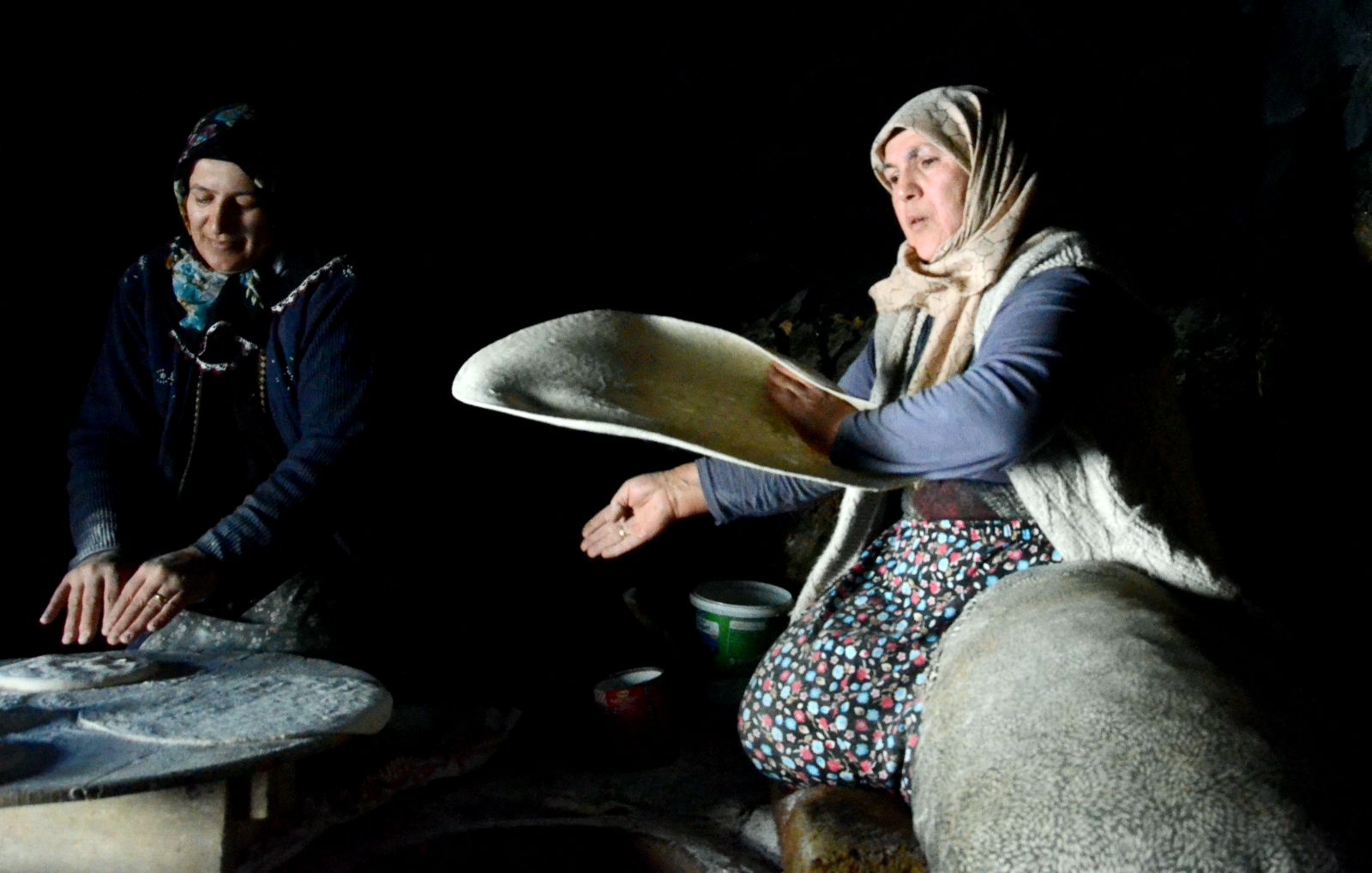 Doğu ve Güneydoğu Anadolu'nun vazgeçilmezi: Ramazan sofraları için yandı