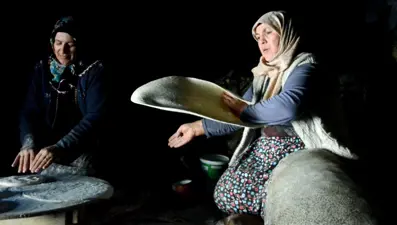 Doğu ve Güneydoğu Anadolu'nun vazgeçilmezi: Ramazan sofraları için yandı