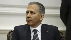 Bakan Yerlikaya: Halkı sokağa çağırmak sorumsuzluktur