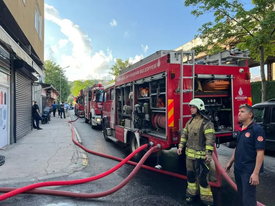 Beykoz’da yangın paniği (Binada başladı, gecekonduyasıçradı) 5