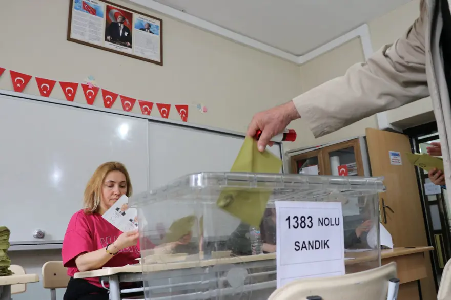 Deprem bölgesinde seçimin ikinci turu 17
