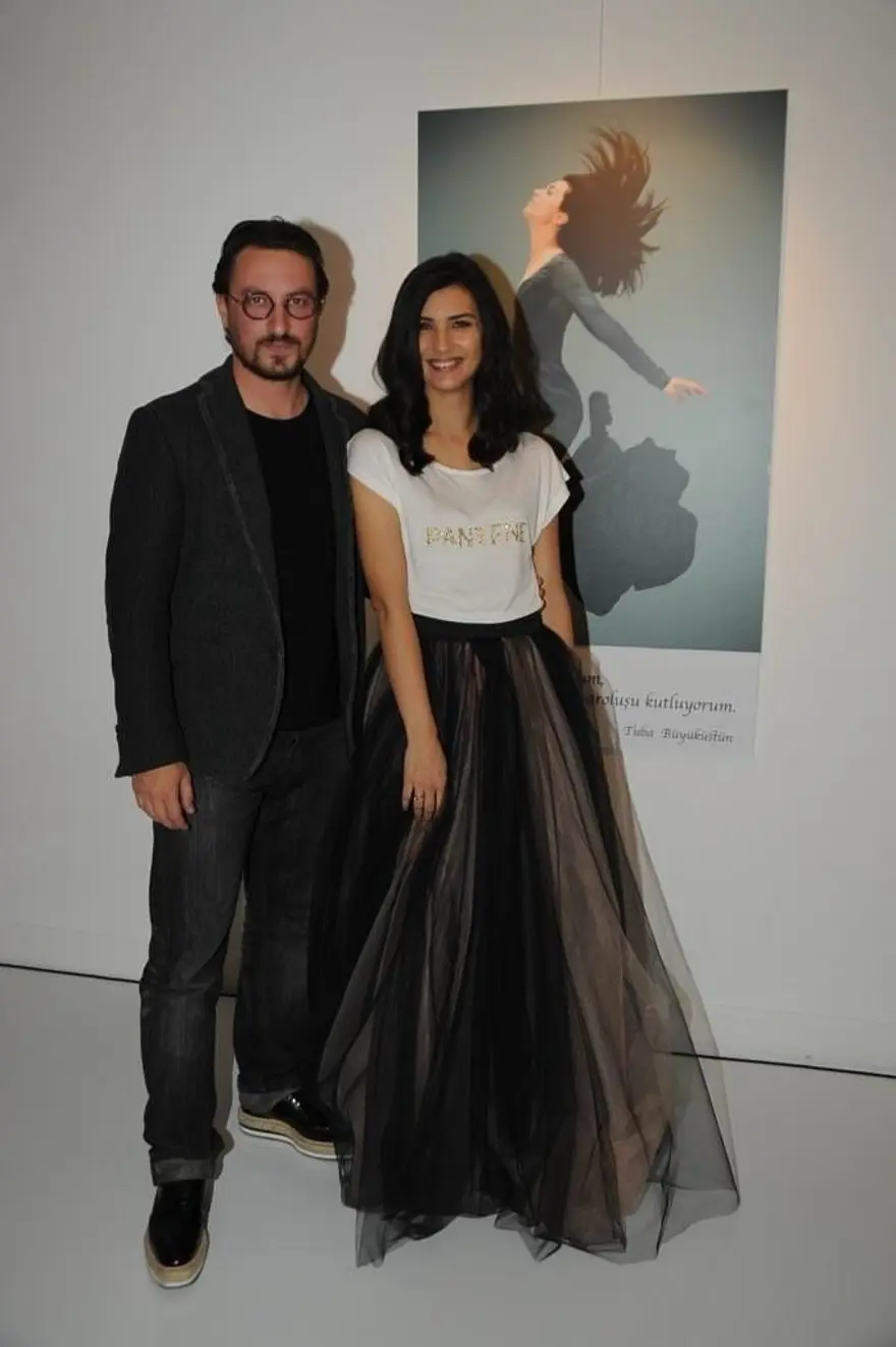 Tuba Büyüküstün ile Murat Boz aşk mı yaşıyor? 3
