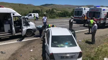 Sivas’ta yoldan çıkan araçta 3 kişi yaralandı