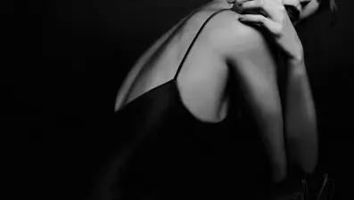 Burcu Biricik IMDb starmetrenin zirvesinde