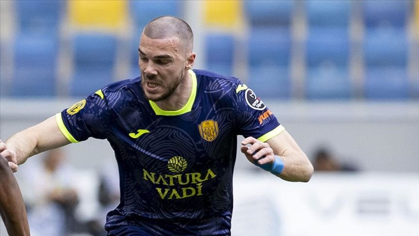 MKE Ankaragücü oyuncularından Nihad Mujakic, FK Partizan'a transfer oldu