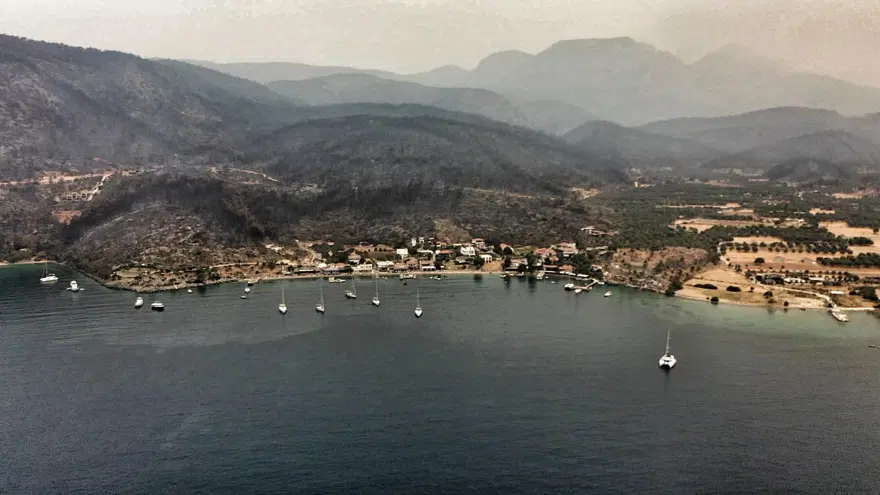 Bodrum ve Milas'ta yanan alanlar havadan görüntülendi 26 Bodrum ve Milas'ta yanan alanlar havadan görüntülendi 26