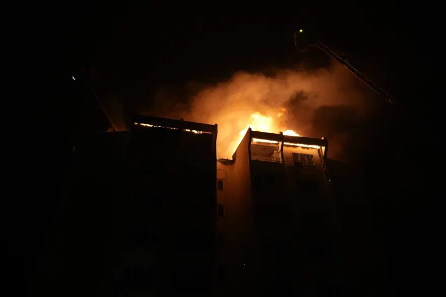 "78 KİŞİ YANGINDAN ETKİLENDİ" 21 "78 KİŞİ YANGINDAN ETKİLENDİ" 21