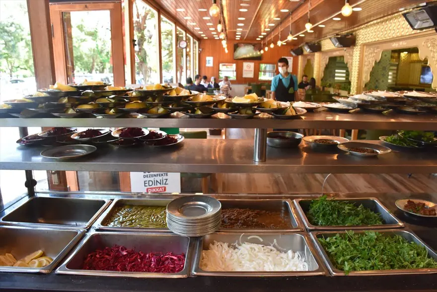 Gastronomi kentinin lezzet ustaları normalleşme sürecinden memnun 