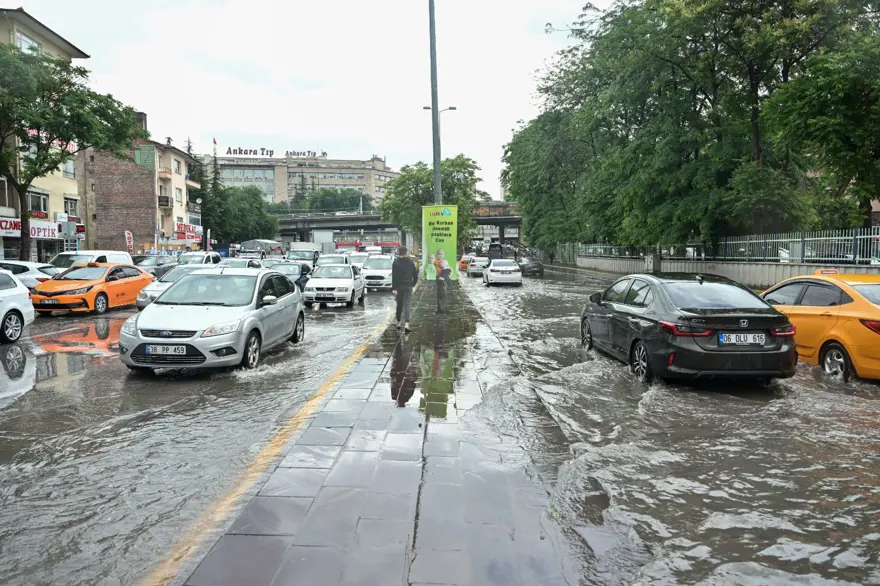 Ankara'da şiddetli sağanak 18