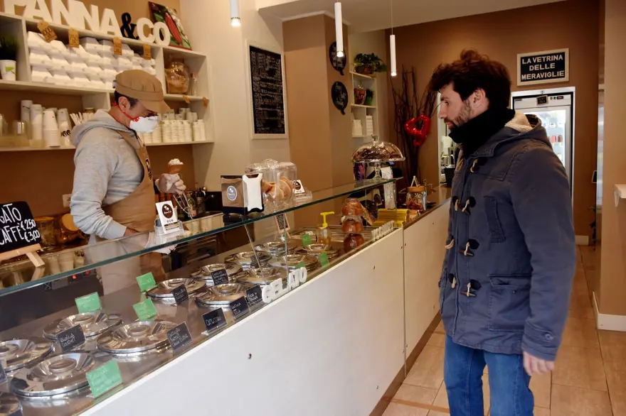 İtalya tarihinin en sessiz günlerini yaşıyor 4