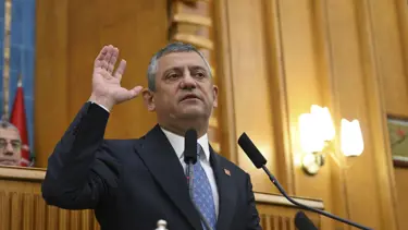 Özgür Özel: Yurt dışında Türkiye partisiyiz