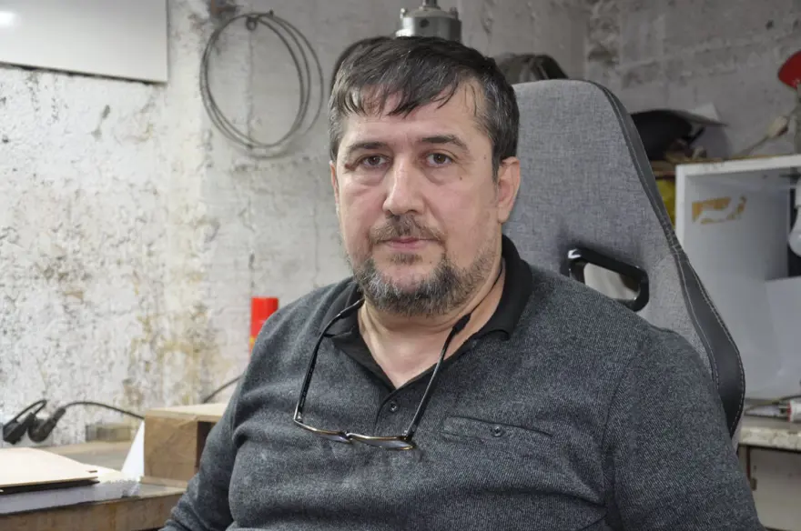 54 yaşındaki naht ustası evine atölye kurdu: 6 farklı sanatı bir araya getiriyor 3