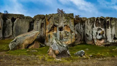 Frig Vadisi'nin kalbi: 3 bin yıllık Ayazini Köyü