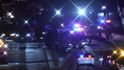 Kaliforniya'da feci kaza: Ambulans helikopter otoyola düştü