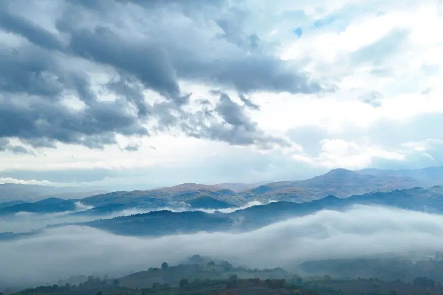 Eşsiz manzarası büyüledi: Doğal güzellik ortaya çıktı 2 Eşsiz manzarası büyüledi: Doğal güzellik ortaya çıktı 2