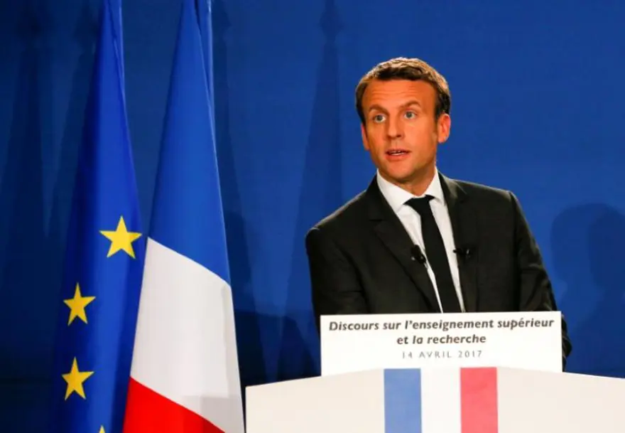 "EN MARCHE” 18 "EN MARCHE” 18