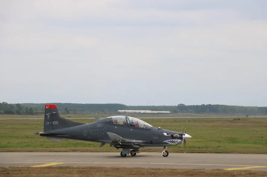 Akıncı ile Hürkuş kol uçuşu yaptı 6