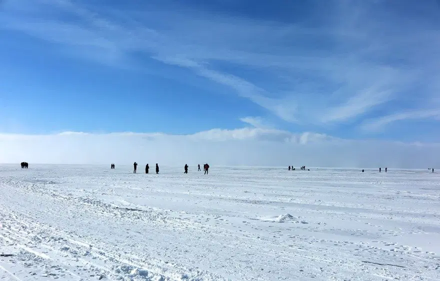 Donan Çıldır Gölü'nde Eskimo usulü balık avı 