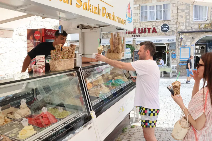 "5 TOPA 490 TL ÖDEDİK ALAÇATI İÇİN NORMAL" 6