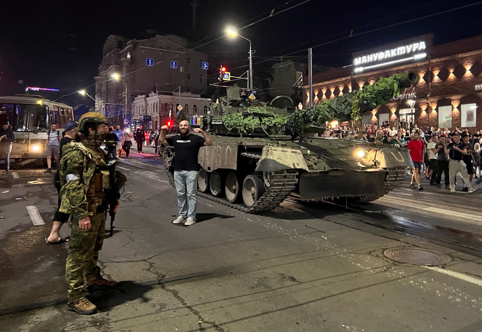 Kremlin ile anlaşan Wagner çekildi