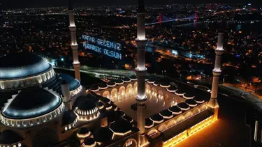 Kadir Gecesi kandil mi? 2024 kandil tarihleri