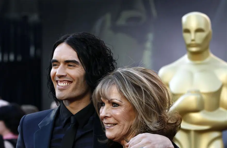 Russell Brand, Barbara Elizabeth 160 Russell Brand, Barbara Elizabeth 160