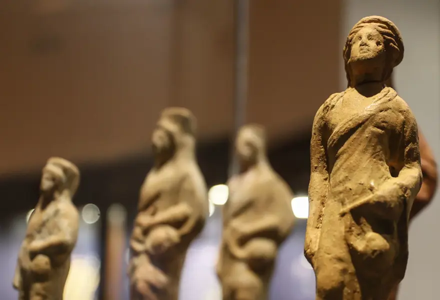 Apollon heykelleri ilk kez ziyaretçisiyle buluştu 15