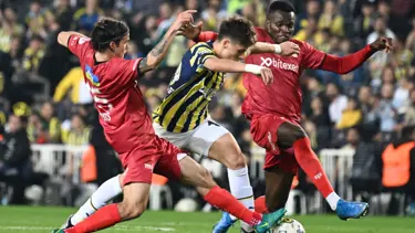 Sivasspor'da 9 futbolcunun sözleşmesi sona erdi