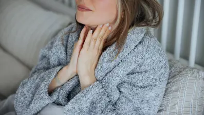 Vücudun enfeksiyonla boğuştuğunu gösteren 6 işaret: 2 haftadan uzun sürerse tehlike büyüyor