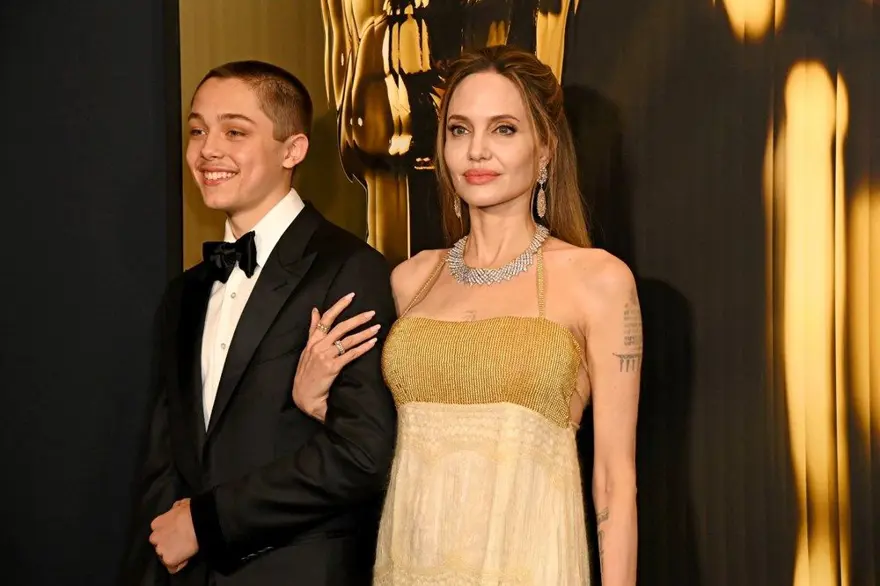 Angelina Jolie annelik açıklamasıyla gündem oldu: Her şeyimi elimden alabilirsiniz 5