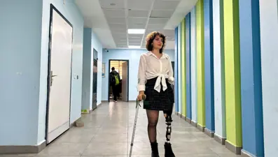 Bedensel engelli Melek öğretmen azmiyle öğrencilerine örnek oluyor: Zorluklar yaşadığım oldu