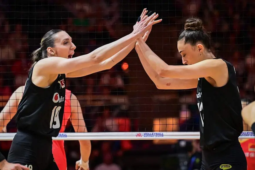 A MİLLİ KADIN VOLEYBOL TAKMI MAÇ KADROSU 3 A MİLLİ KADIN VOLEYBOL TAKMI MAÇ KADROSU 3