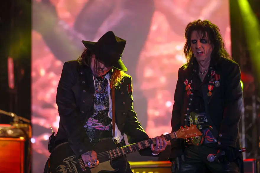 Johnny Depp'li Hollywood Vampires grubu İstanbul'da konser verdi 11