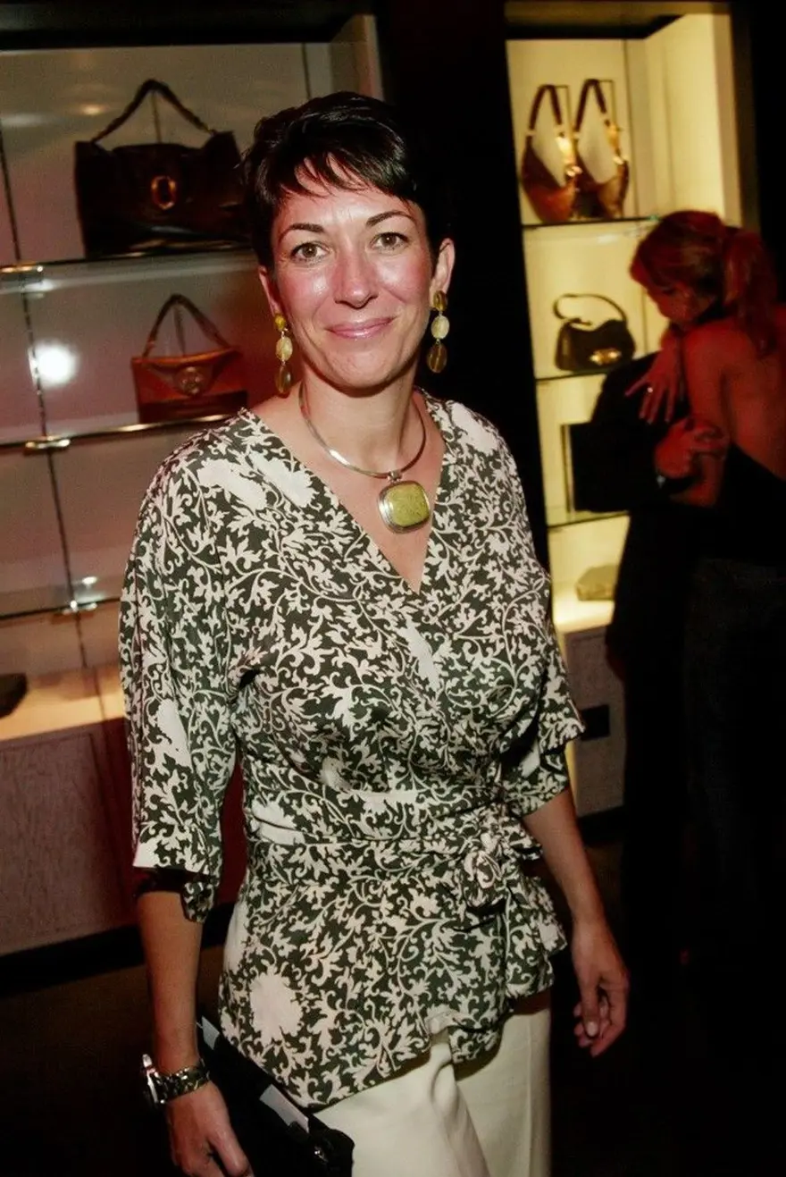 Ghislaine Maxwell'in pedofil milyarder Jeffrey Epstein hakkındaki ifadesine yönelik gizlilik kararı kaldırıldı 7