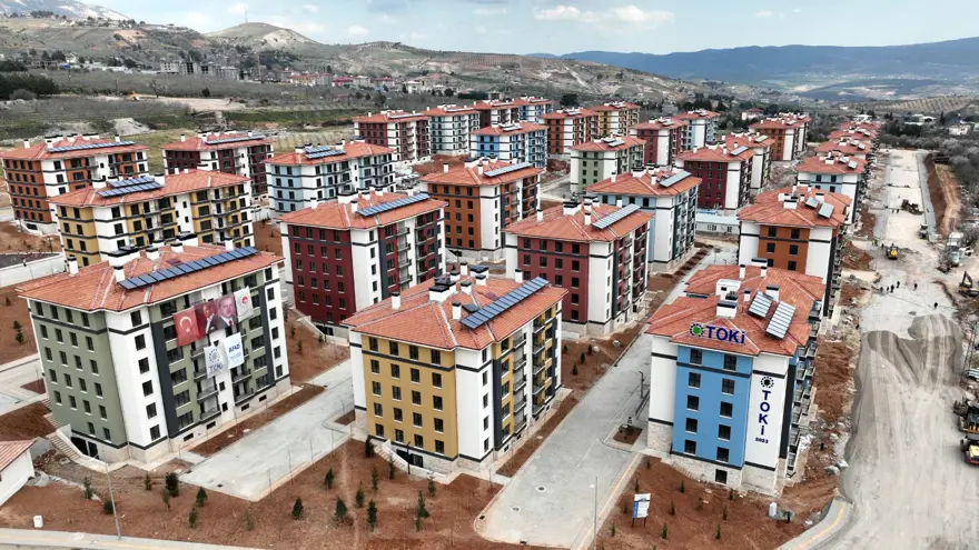 Kahramanmaraş'ta 15 bin 980, Malatya'da 7 bin 881 konut teslim edildi 19 Kahramanmaraş'ta 15 bin 980, Malatya'da 7 bin 881 konut teslim edildi 19