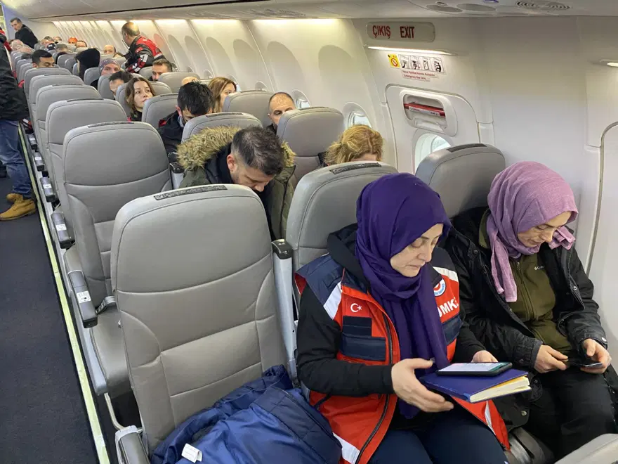 Depremzedelere yardım seferberliği 13