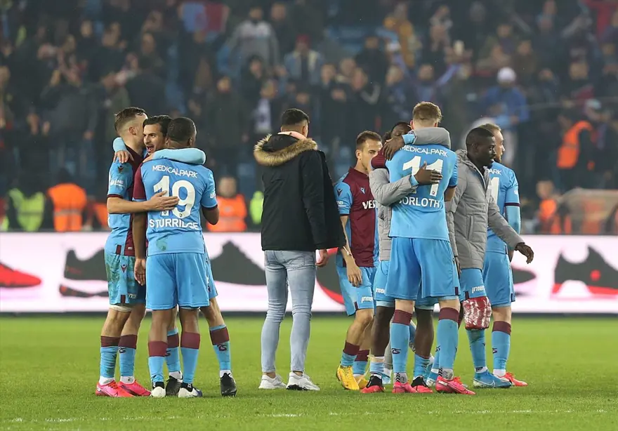Dev maçta gülen taraf Trabzonspor 9