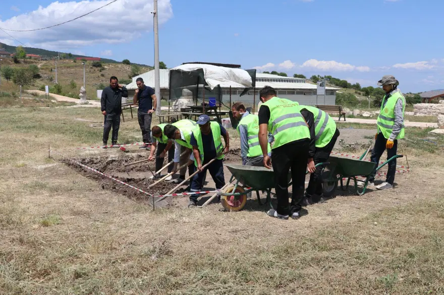 Hadrianopolis Antik Kenti'nde keşif: İki dairesel yapının fonksiyonu ortaya çıkarılacak 1